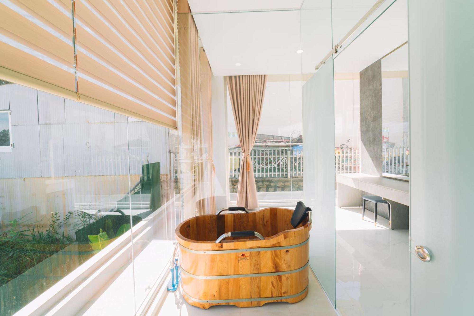 Quy Tai Premium Hotel Da Lat Esterno foto