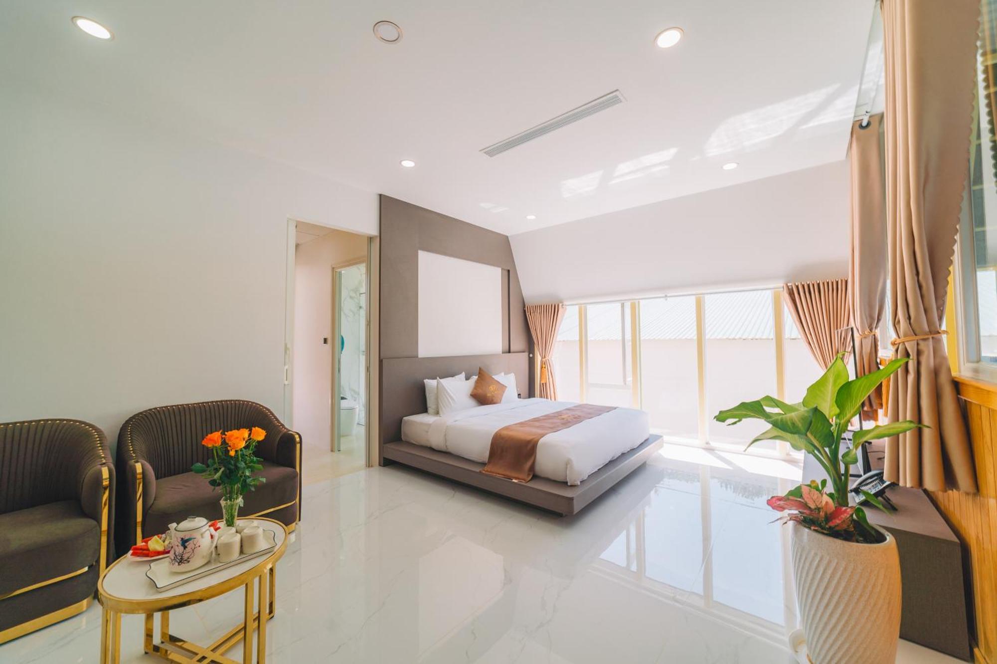 Quy Tai Premium Hotel Da Lat Esterno foto
