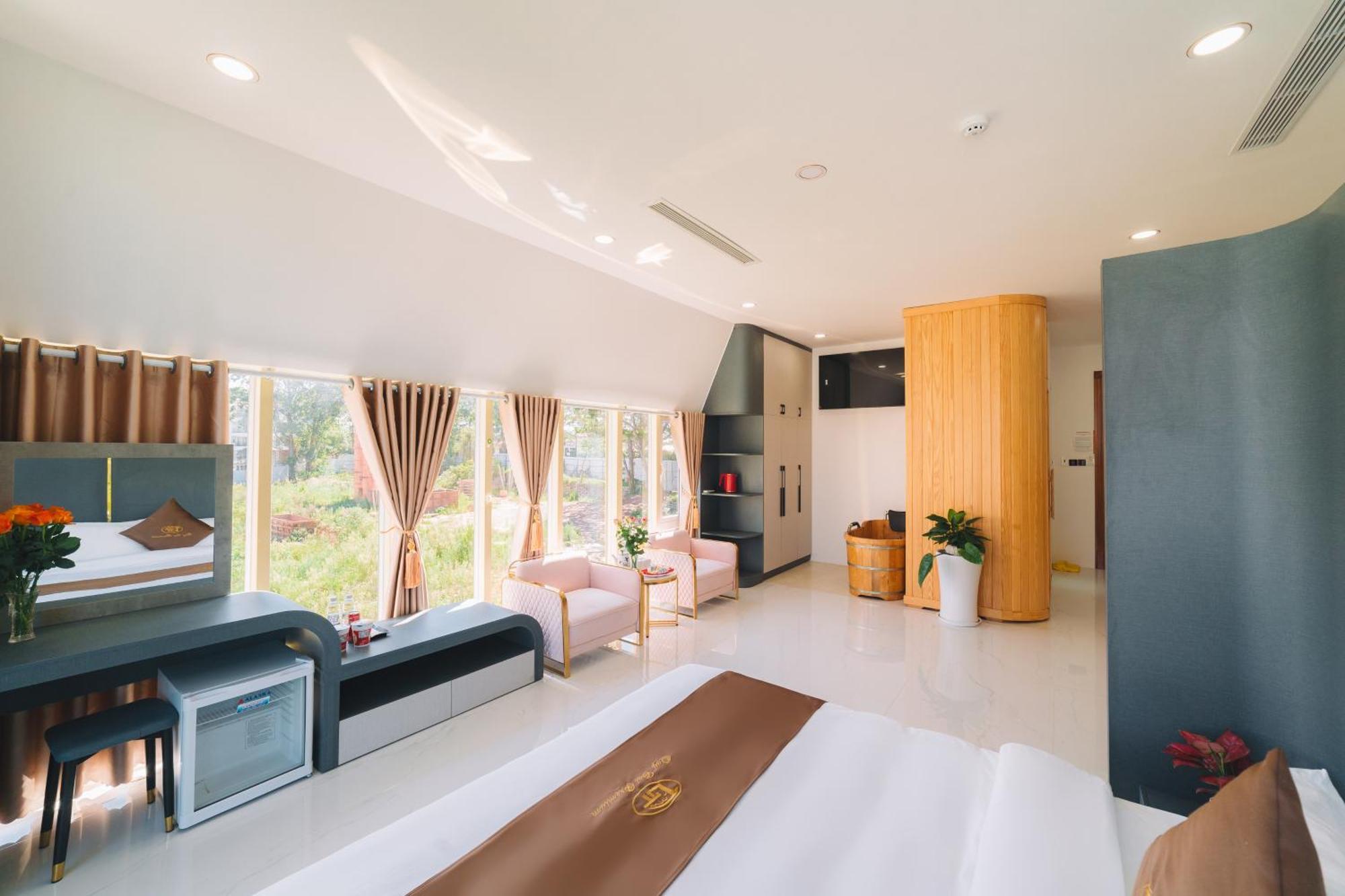 Quy Tai Premium Hotel Da Lat Esterno foto