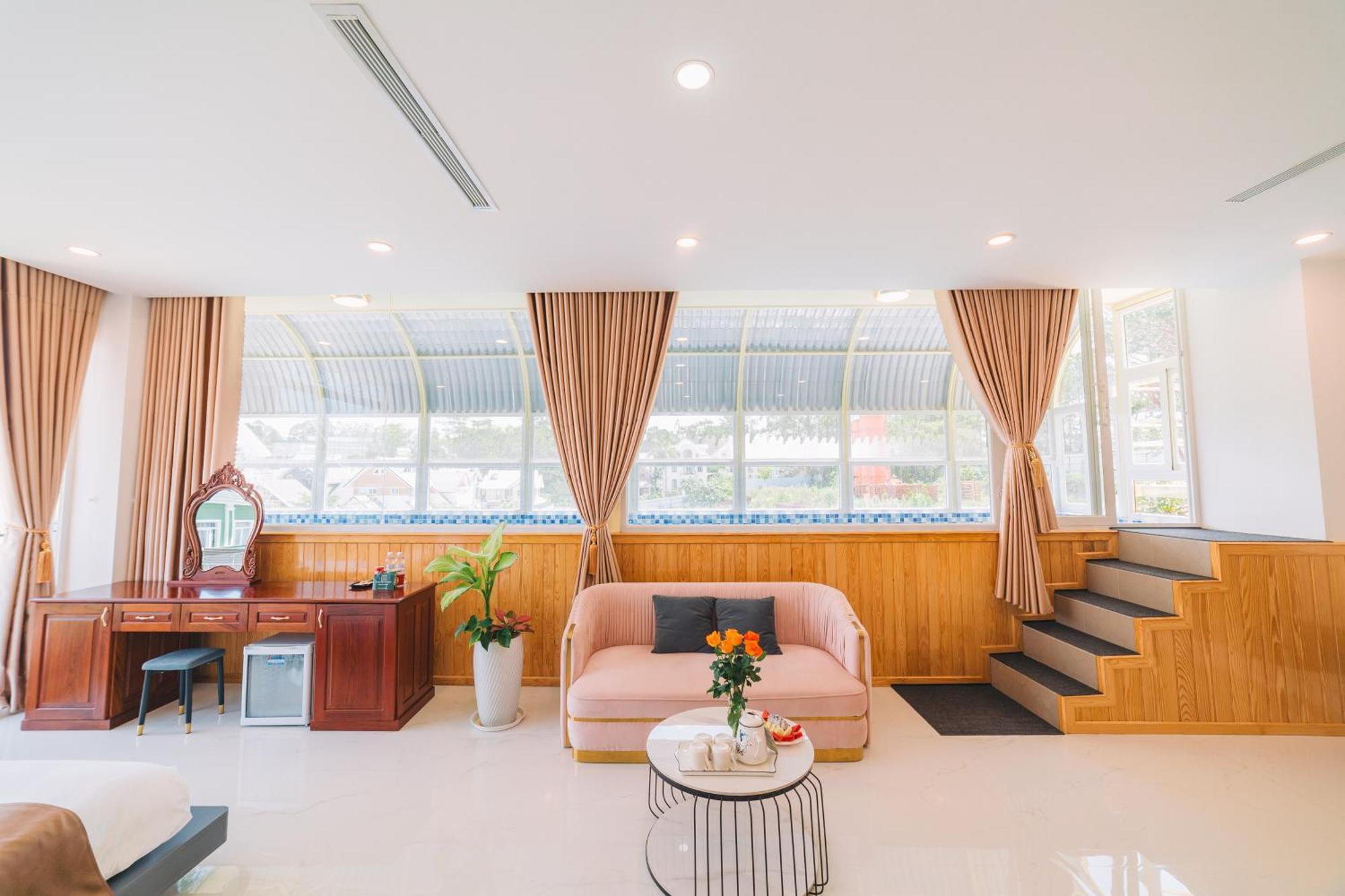 Quy Tai Premium Hotel Da Lat Esterno foto