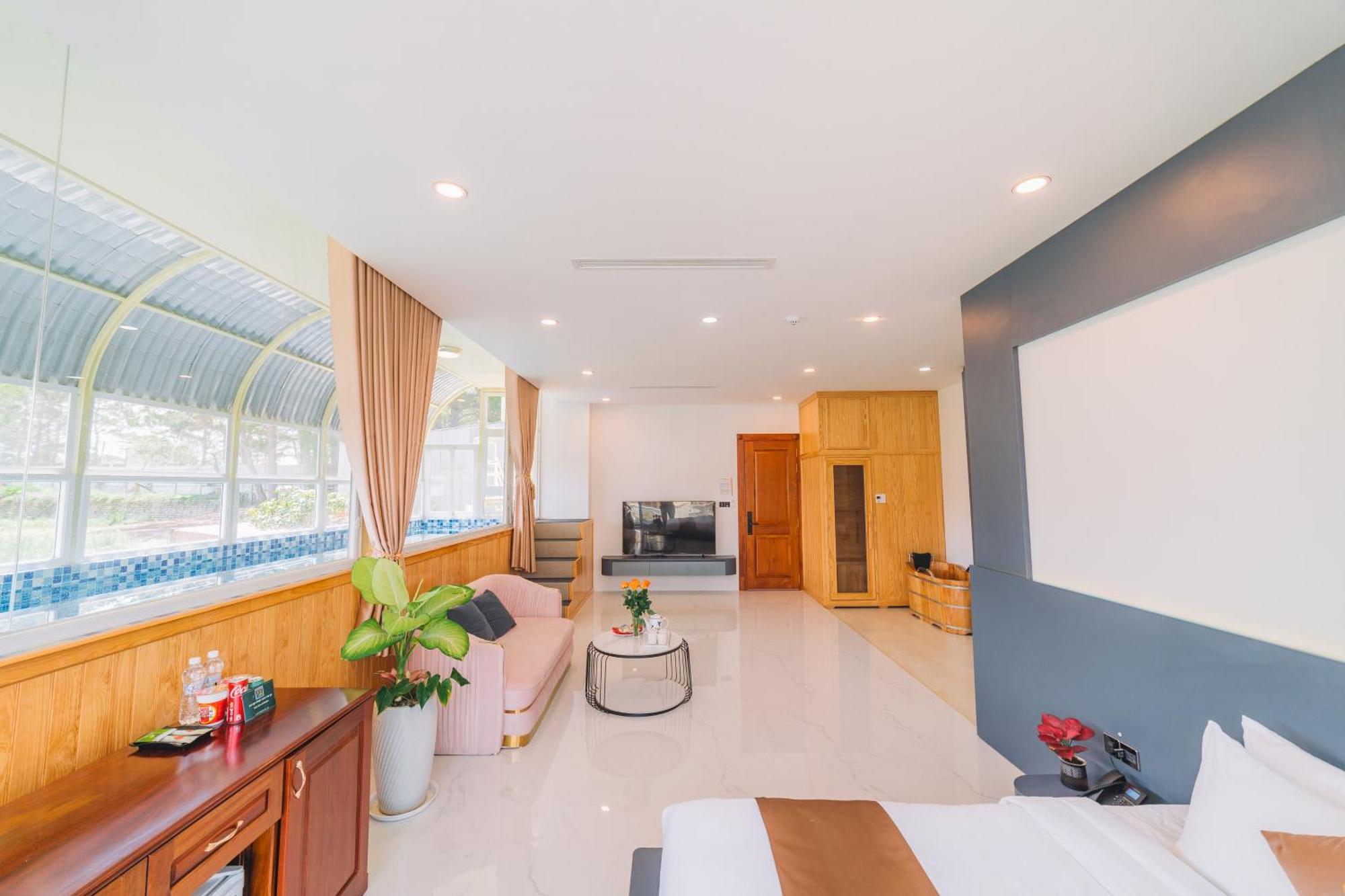 Quy Tai Premium Hotel Da Lat Esterno foto