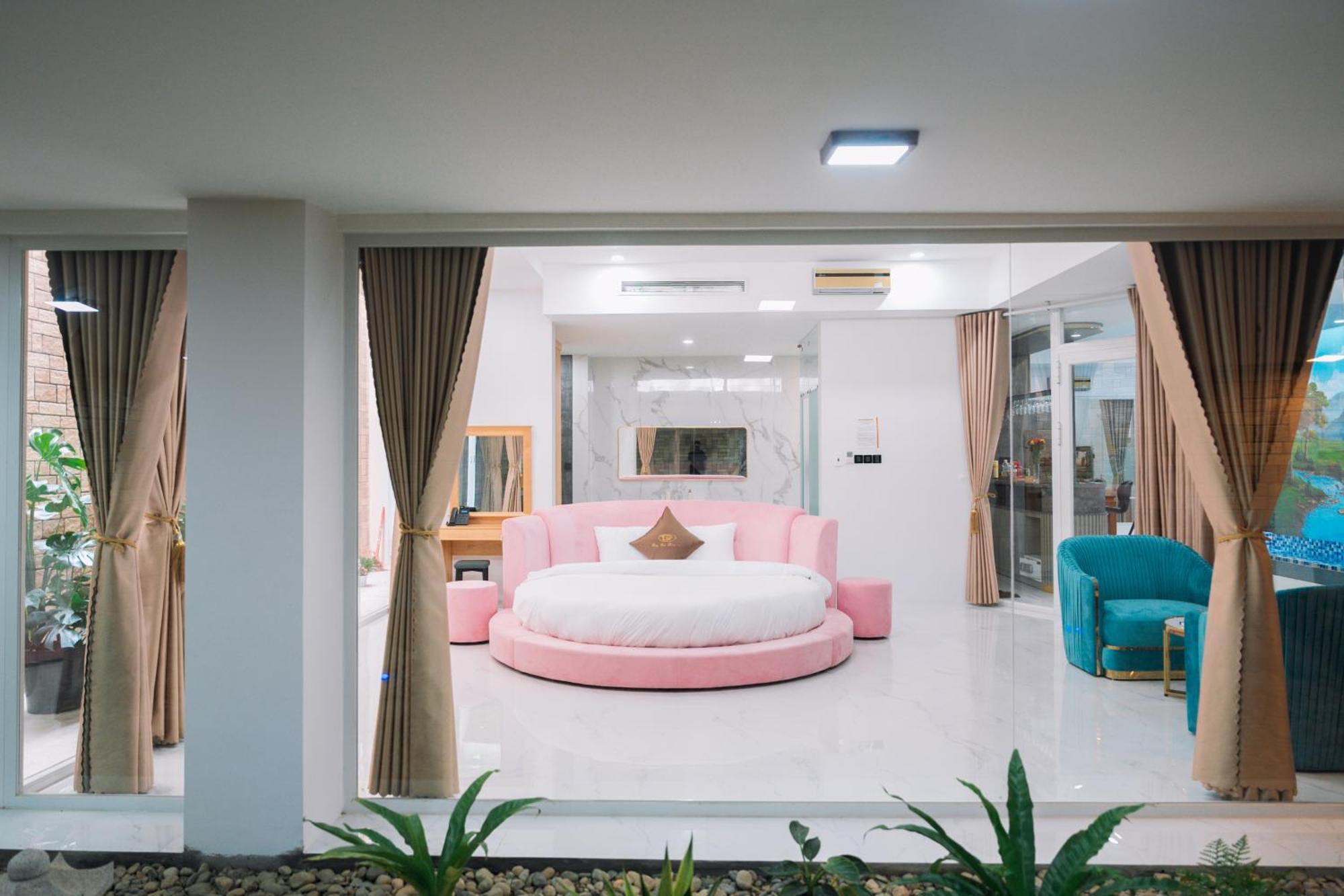 Quy Tai Premium Hotel Da Lat Esterno foto